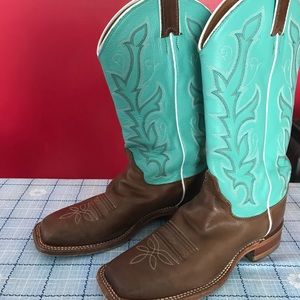 Justin ladies aqua and brown leather cowboy boots